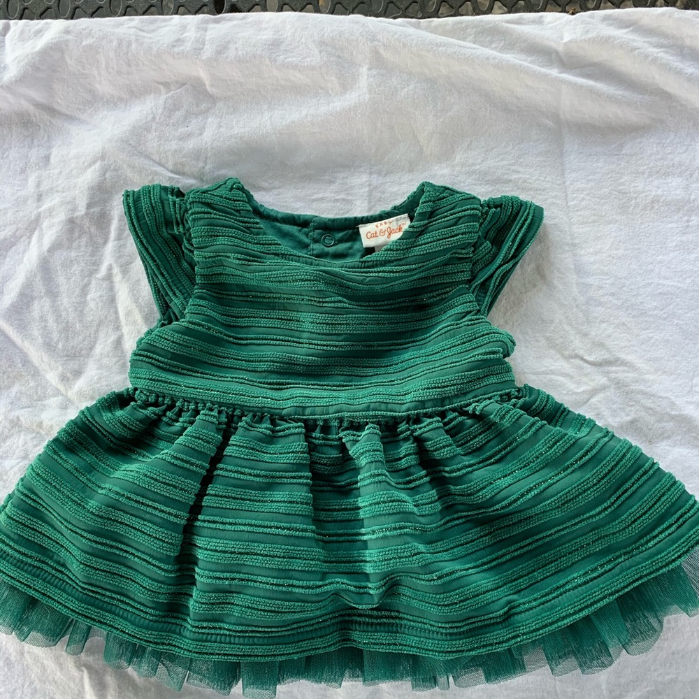 Baby Cat and Jack Green Party dress. 0-3 months.